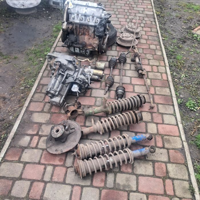 Запчастини Таврія Двигун