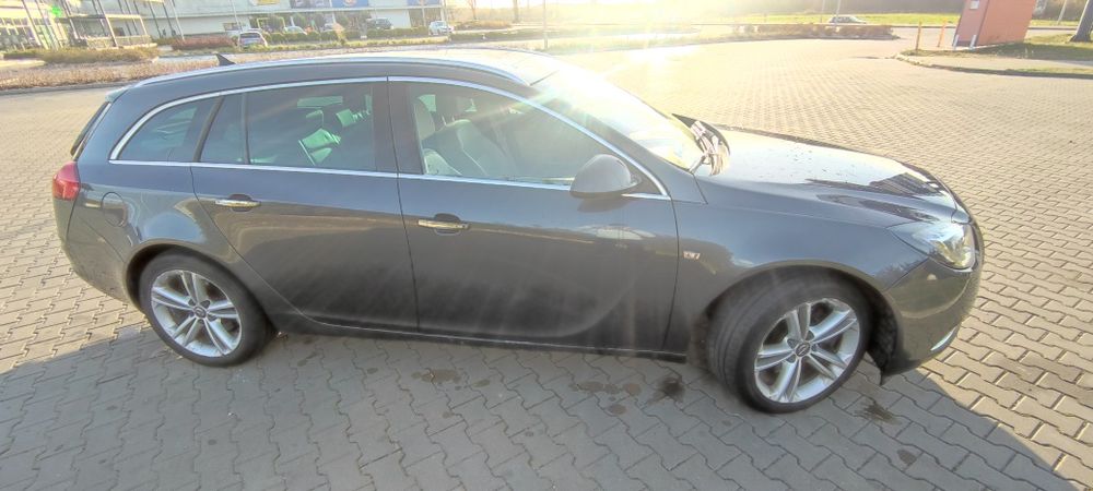 Opel insignia 2.0 cdti