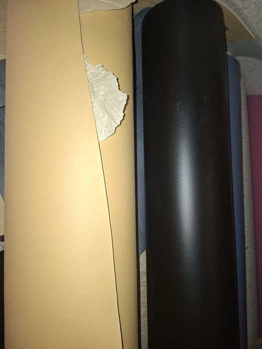 Vinilico e alcatifa