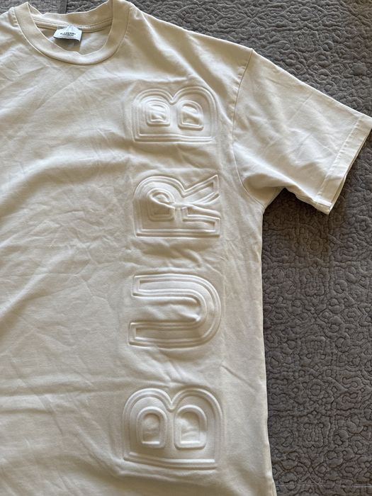Burberry tshirt