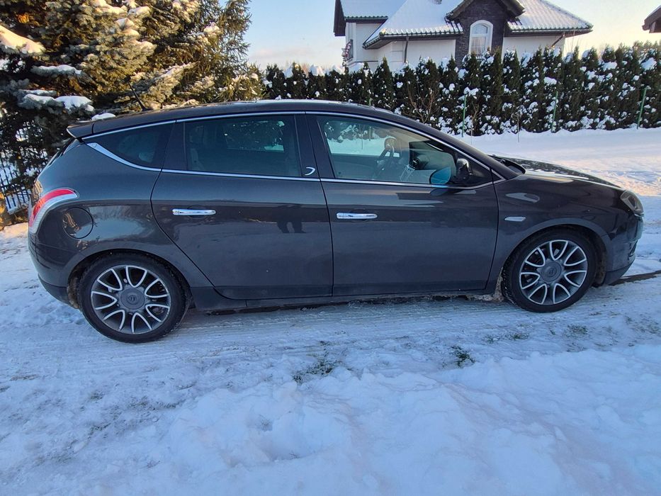 Piękna Lancia dla wyjątkowej Osoby