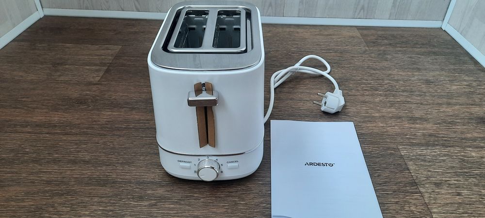 Тостер Ardesto T--F450w 800вт  новый!