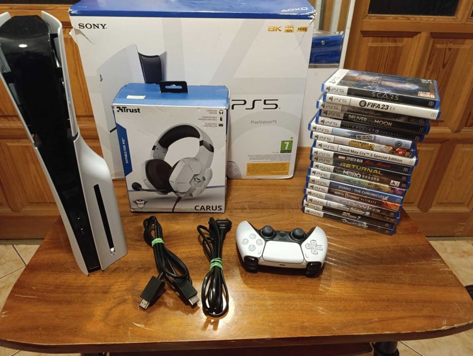 Konsola Ps5 Slim Stan idealny + GRY + 2 Pad