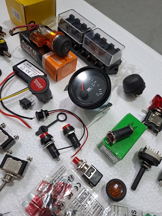 Diverso Material Eléctrico Automóvel