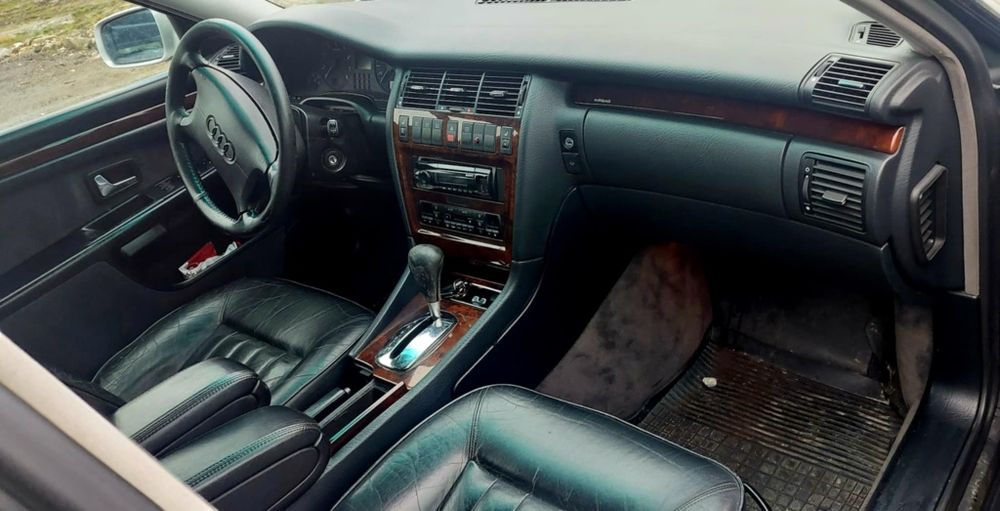 Audi a8 d2 2.8 v6 lpg tiptronic bez rdzy książka serwisowa