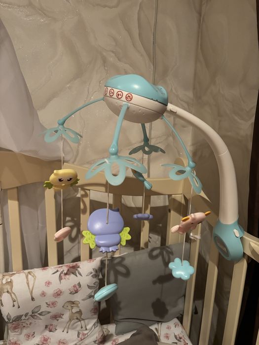 Мобіль на ліжечкох