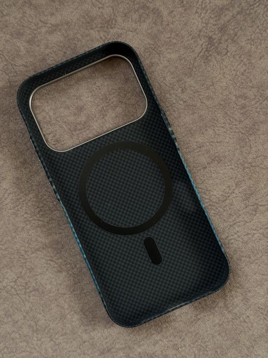 Чехол  карбон на IPhone 17 Pro  MagSafe і   скло з трафаретом