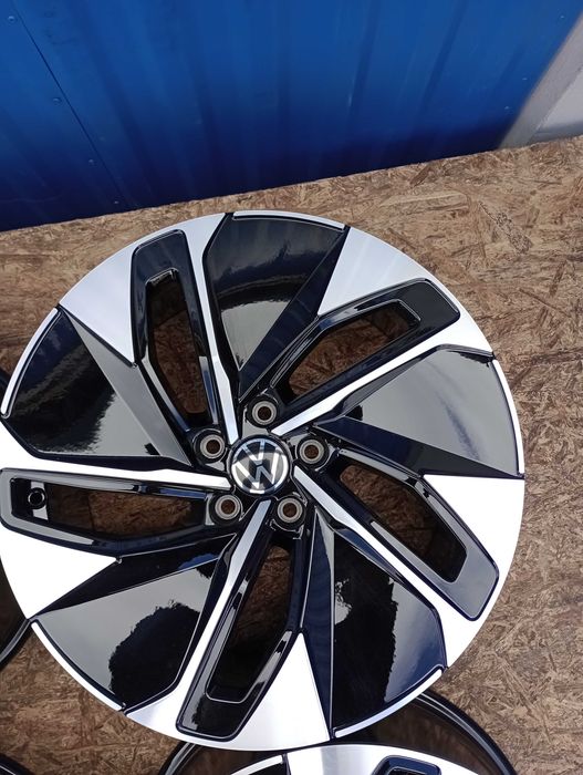 Felgi aluminiowe 5x112 R19 ET45 CUPRA Ateca Leon Born Audi NOWE
