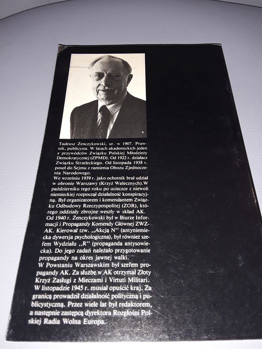 Samotny bój Warszawy Tadeusz rzenczykowski