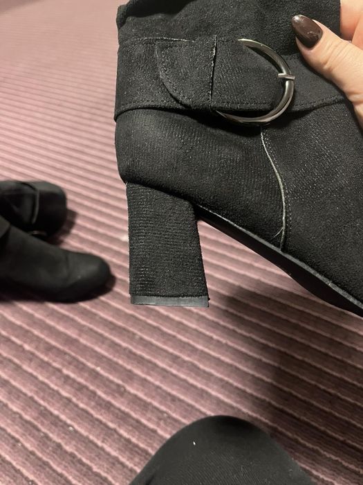 Осінні чобітки продам