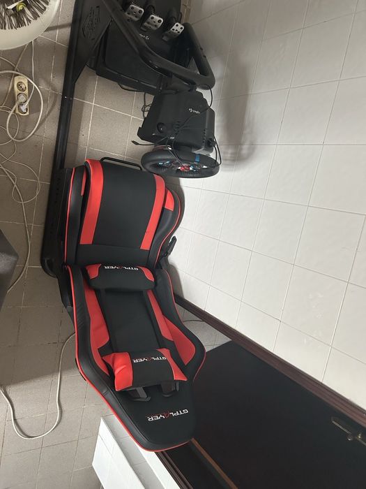 Cadeira gaming volante  marca gtpl com pedais