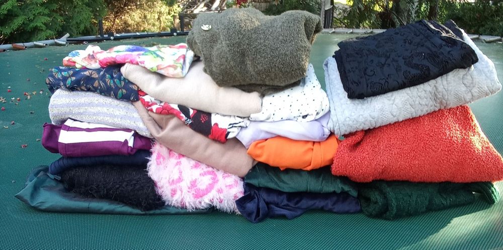 Spodnie żakiet bluzka bluza cekiny suknia sweter sweterek prezent kobieta damskie moda
