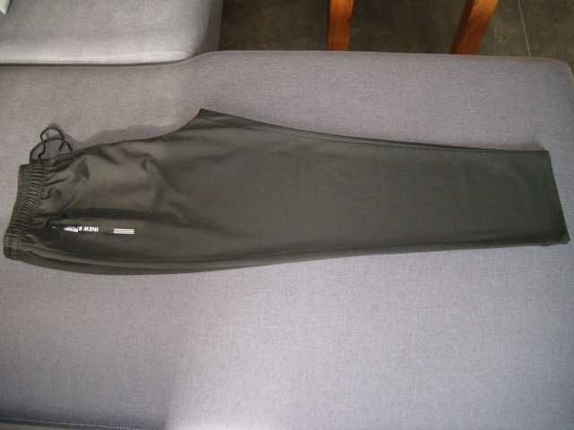 spodnie dresowe klasyczne