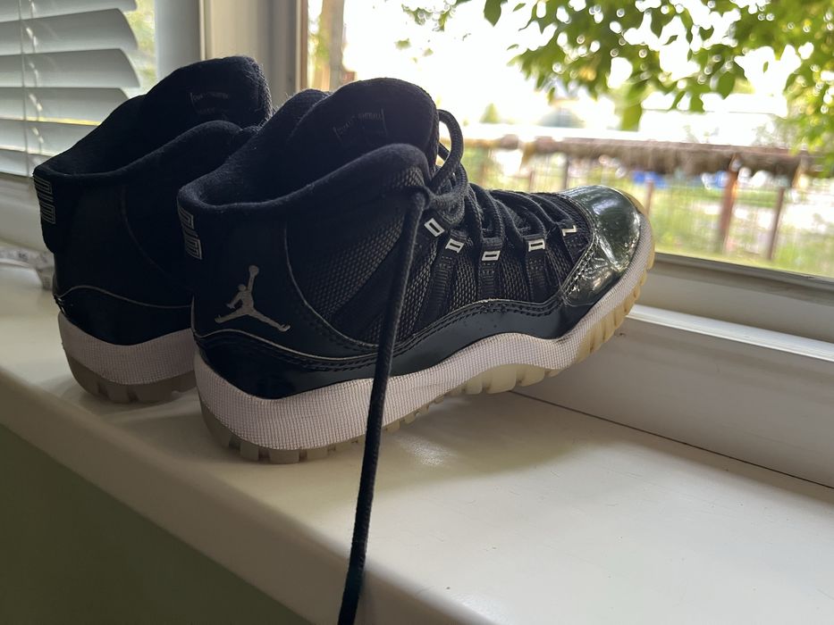 Продам ботинки jordan