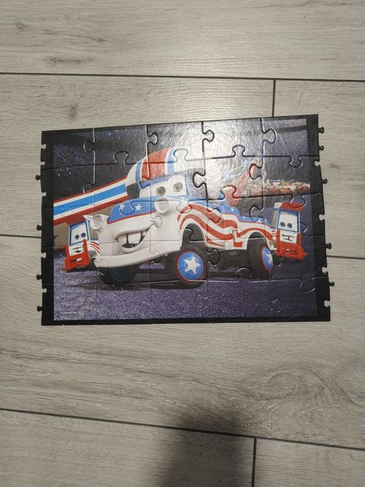 Sprzedam puzzle dla 4 latka