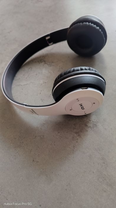 Bezprzewodowe słuchawki Bluetooth