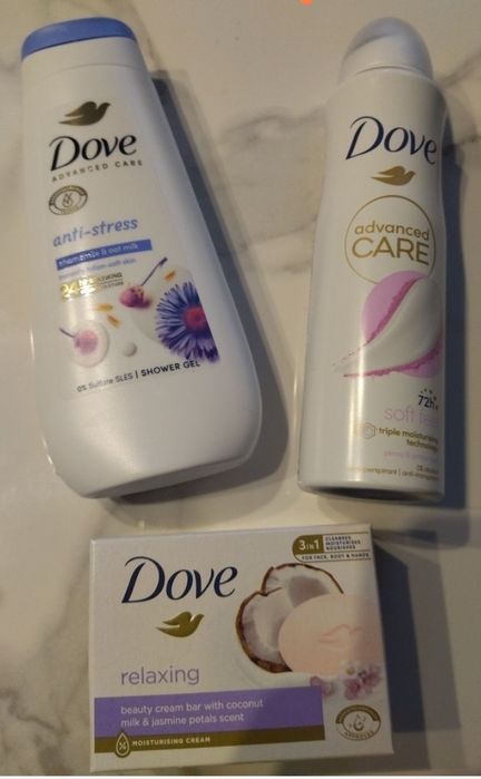 Zestaw DOVE dezodorant, żel i mydło