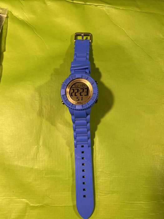 Vendo relogio watx&colors e pulseiras