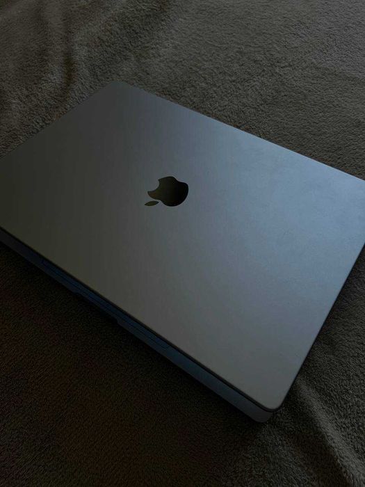MacBook Pro 16” M1 Pro 2021 16 GB RAM  512 GB SSD UA/ENG