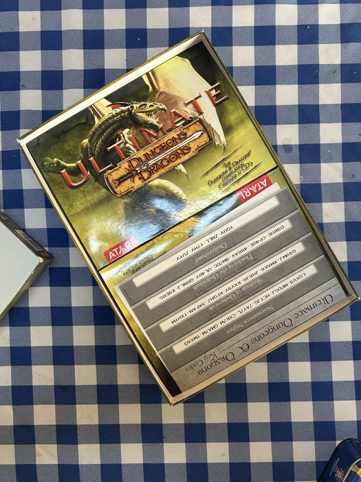 Ultimate Dungeons & Dragons Compilation (Edição Especial 17 Discos PC)