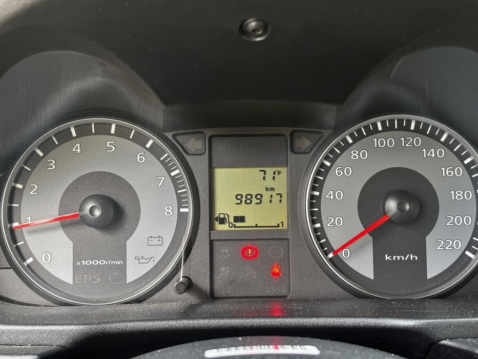 Mitsubishi Colt 1.1 Invite | 98.000 km | AC | Muito Estimado