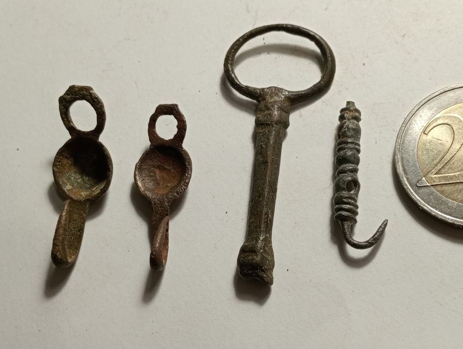 Lote de Peças antigas para identificar