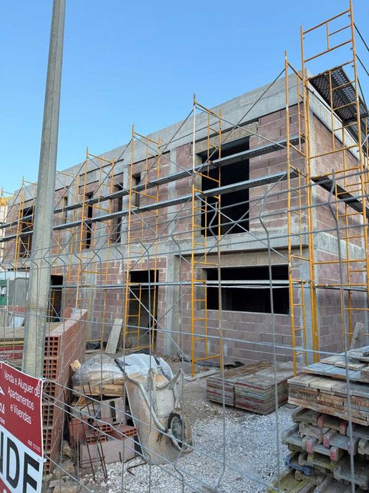 Aluguer de andaimes - Tradicional e Europeu certificado