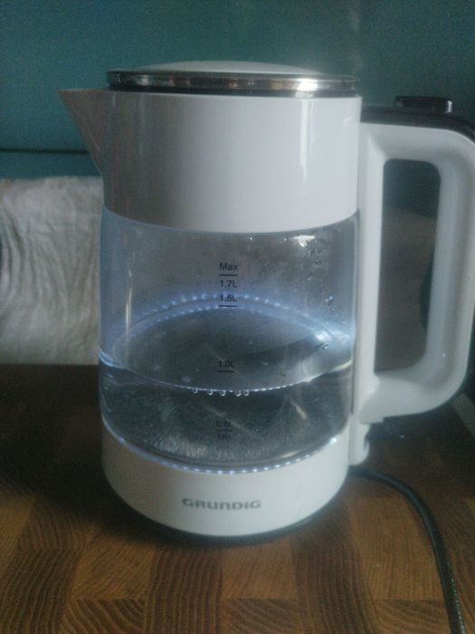 Чайник электрический Grundig