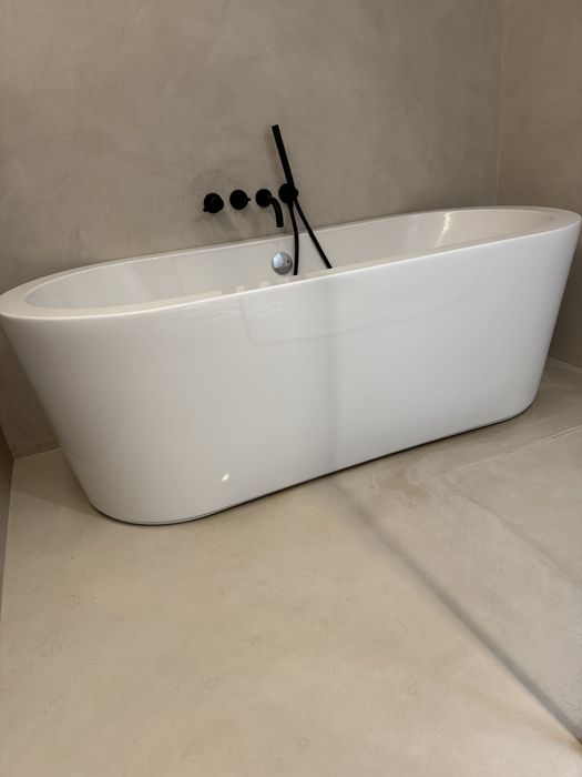 Banheira Freestanding Sanindusa Urb.Y Plus 180x80 – Excelente estado
