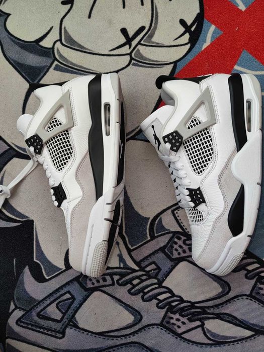 Jordan_4_Retro_R. 38