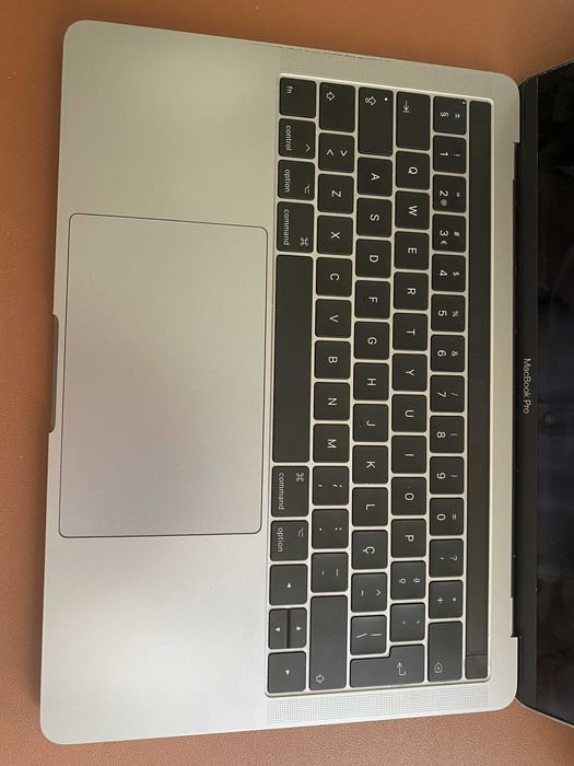 MacBook Pro Retina 13.3inch 2019-Core i7-16GB SSD 512 QWERTY-Português