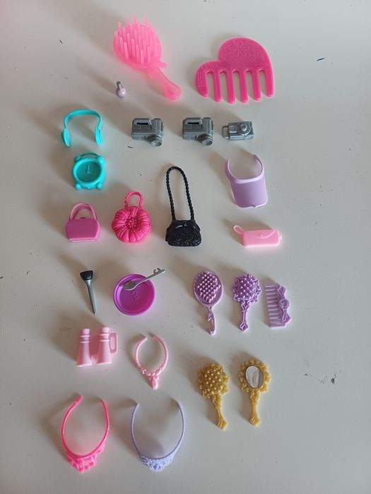 Acessórios da Barbie - cada par 1€