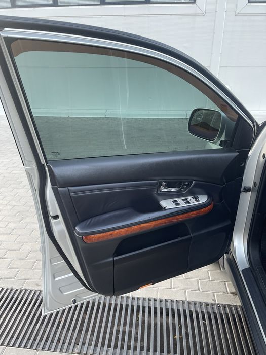 Продам Lexus rx330