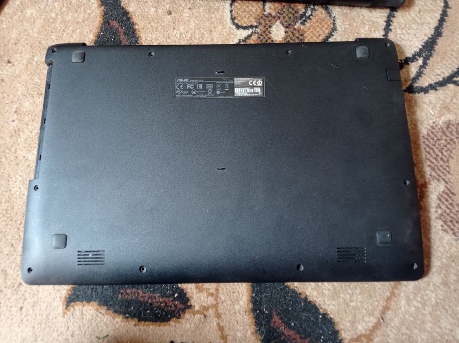Розбираю Asus x553m