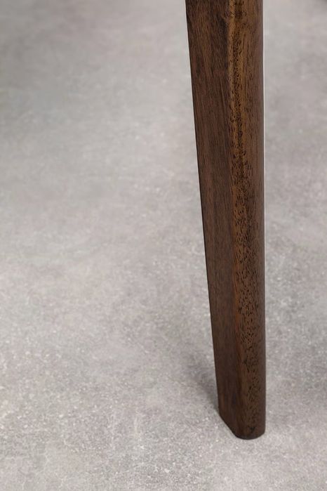 Mesa de jantar retangular de madeira