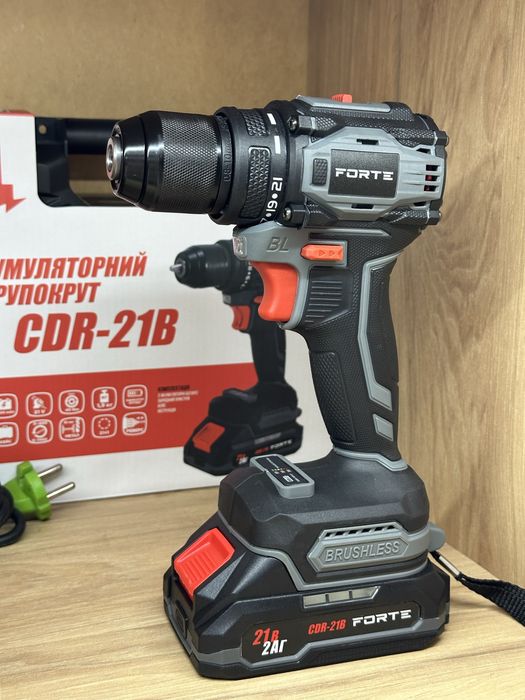 Шуруповерт акамуляторний Forte CDR-21B