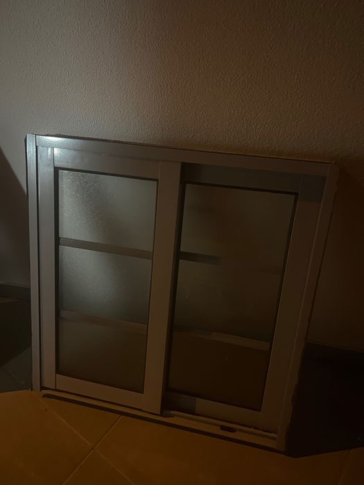 Janelas de alumínio duplo cinzentas usadas, ler descrição