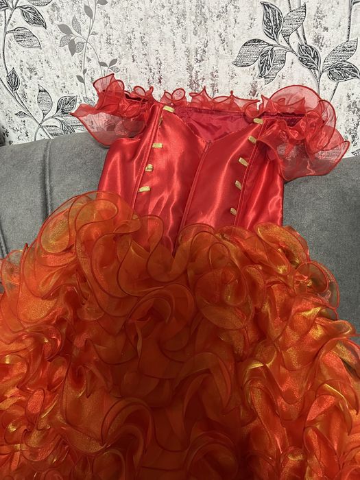 Дитяча святкова сукня