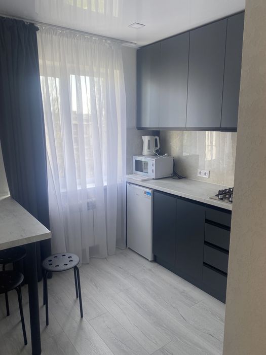 Сдам посуточно/почасово 1-но ком . квартиру 3ч-500грн, на Автовокзале