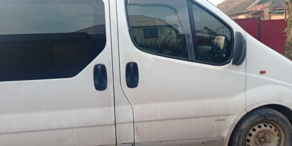 Опель Віваро Лонг Opel Vivaro