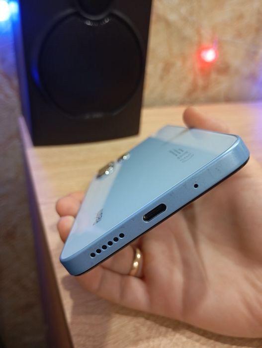 Смартфон Xiaomi redmi 12
