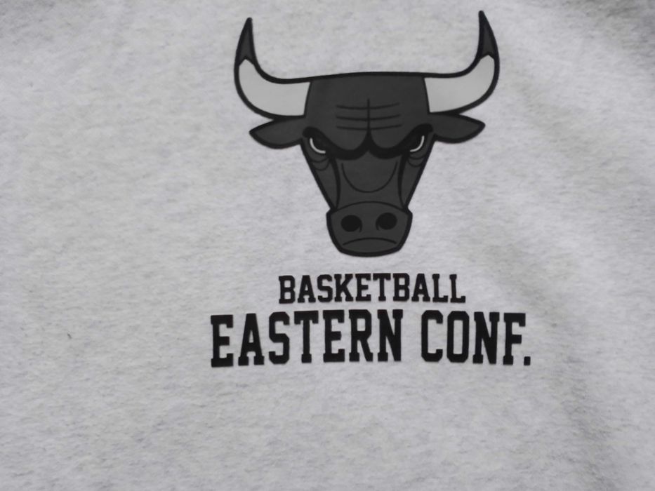 Толстовка Chicago Bulls NBA размер М.