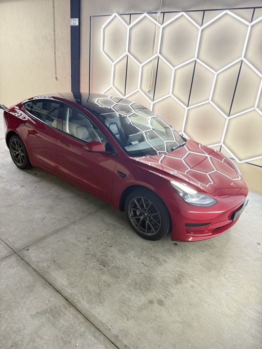 Tesla model 3 SR Plus LFP