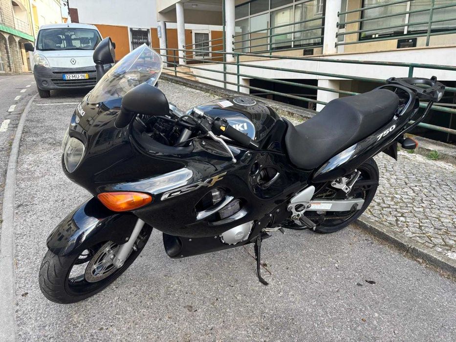 Vendo GSX 750F - 2004