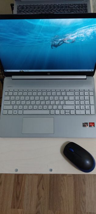 HP 15s-eq2054ua ноутбук