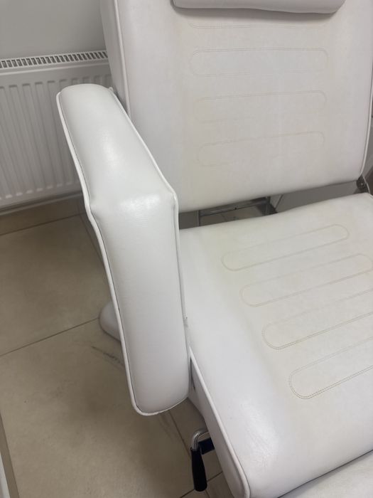 Fotel kosmetyczny do pedicure zabiegow masażu na podnosniku