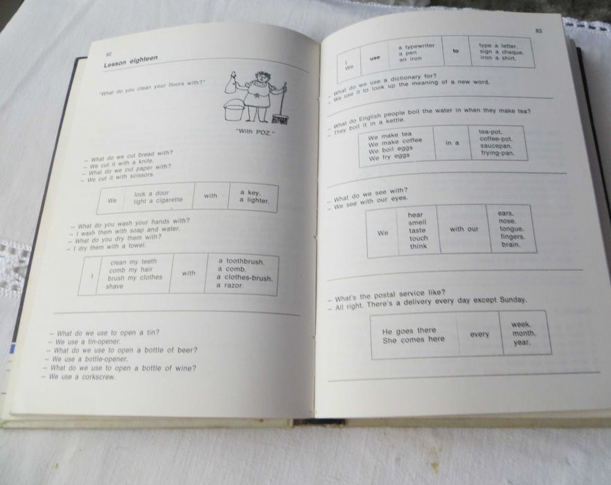 Gramática Inglês English Firs Book  Edição exclusiva 2 Edição 1984