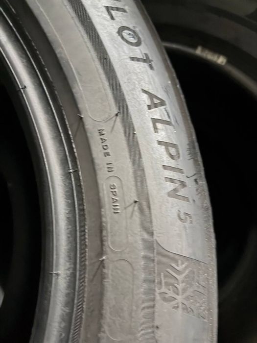 235/55R17 Michelin 2025p