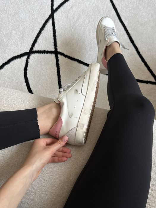 Жіночі крсоівки Golden Goose SuperStar with Gray Suede Star and Pink голден гус шкіряні