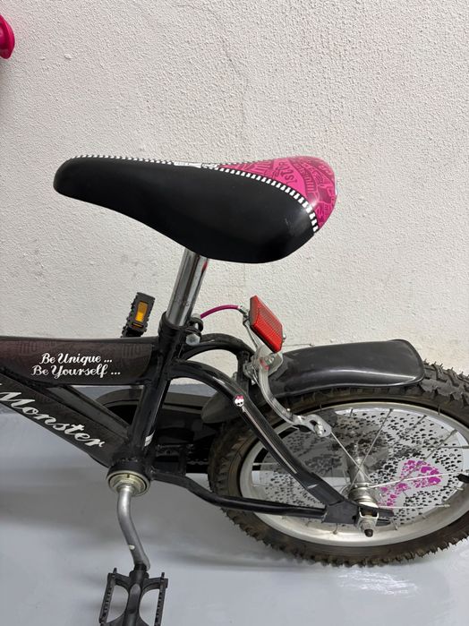 Bicicleta Júnior 6-8anos em muito bom estado
